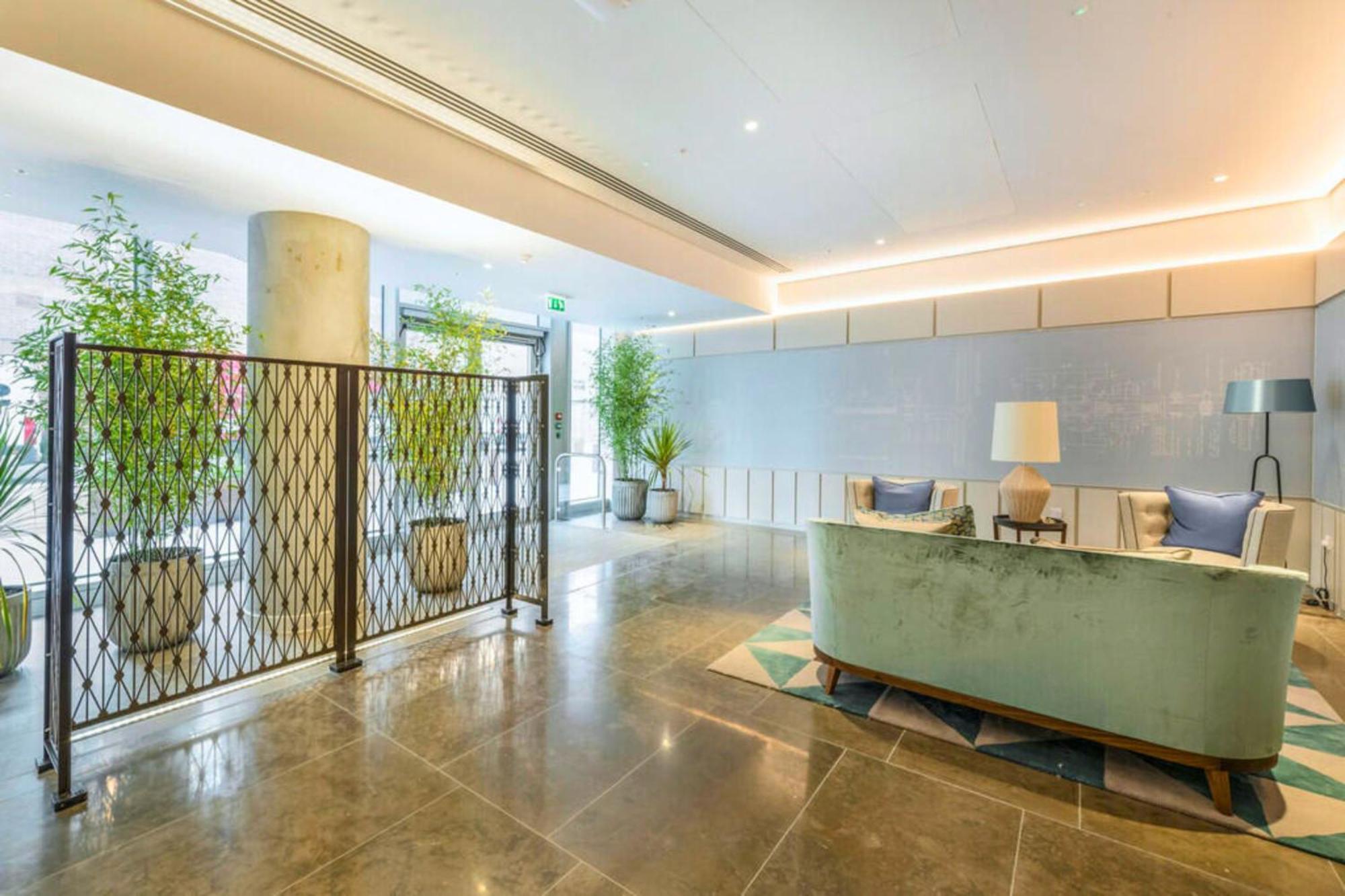 Battersea Power Station - Winter Garden Balcony & 1Gb Wifi - Luxurylondonstays 외부 사진