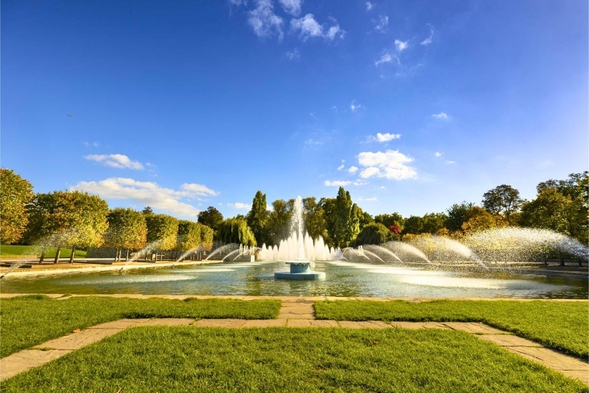 Battersea Power Station - Winter Garden Balcony & 1Gb Wifi - Luxurylondonstays 외부 사진